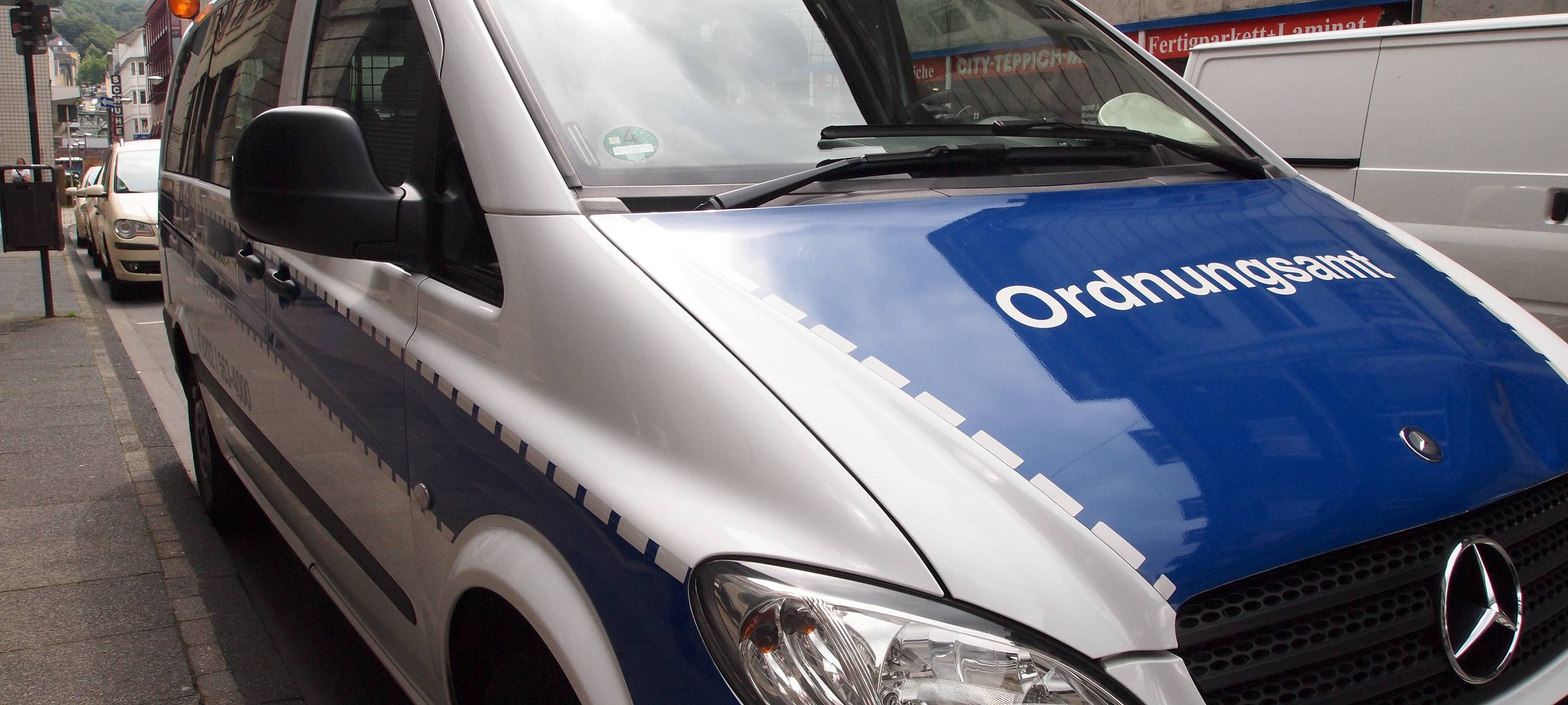Lünen: Mann wirft Hund aus dem dritten Stock