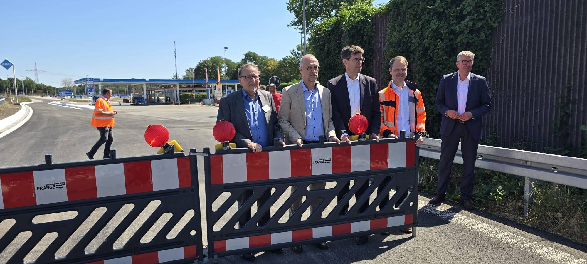 Raststätte Lichtendorf bei Schwerte fertig